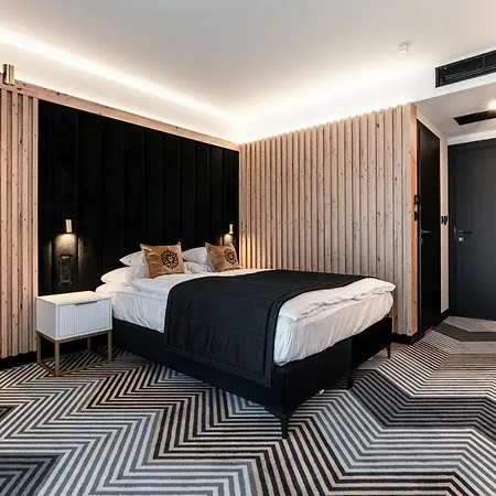 アパートホテル Aparthotel Zakopane *