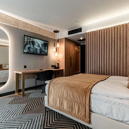 Aparthotel Zakopane 3* זקופאנה